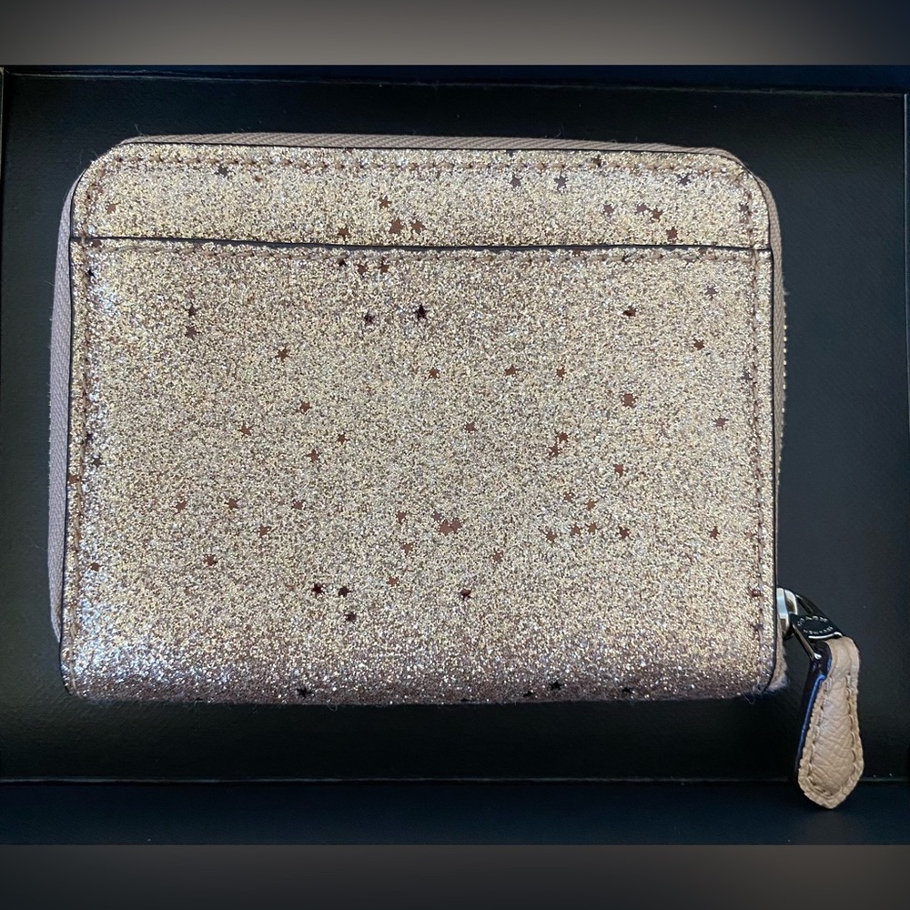 NWT Coach Star Glitter Small Zip Around Wallet - Picture 2 of 3
